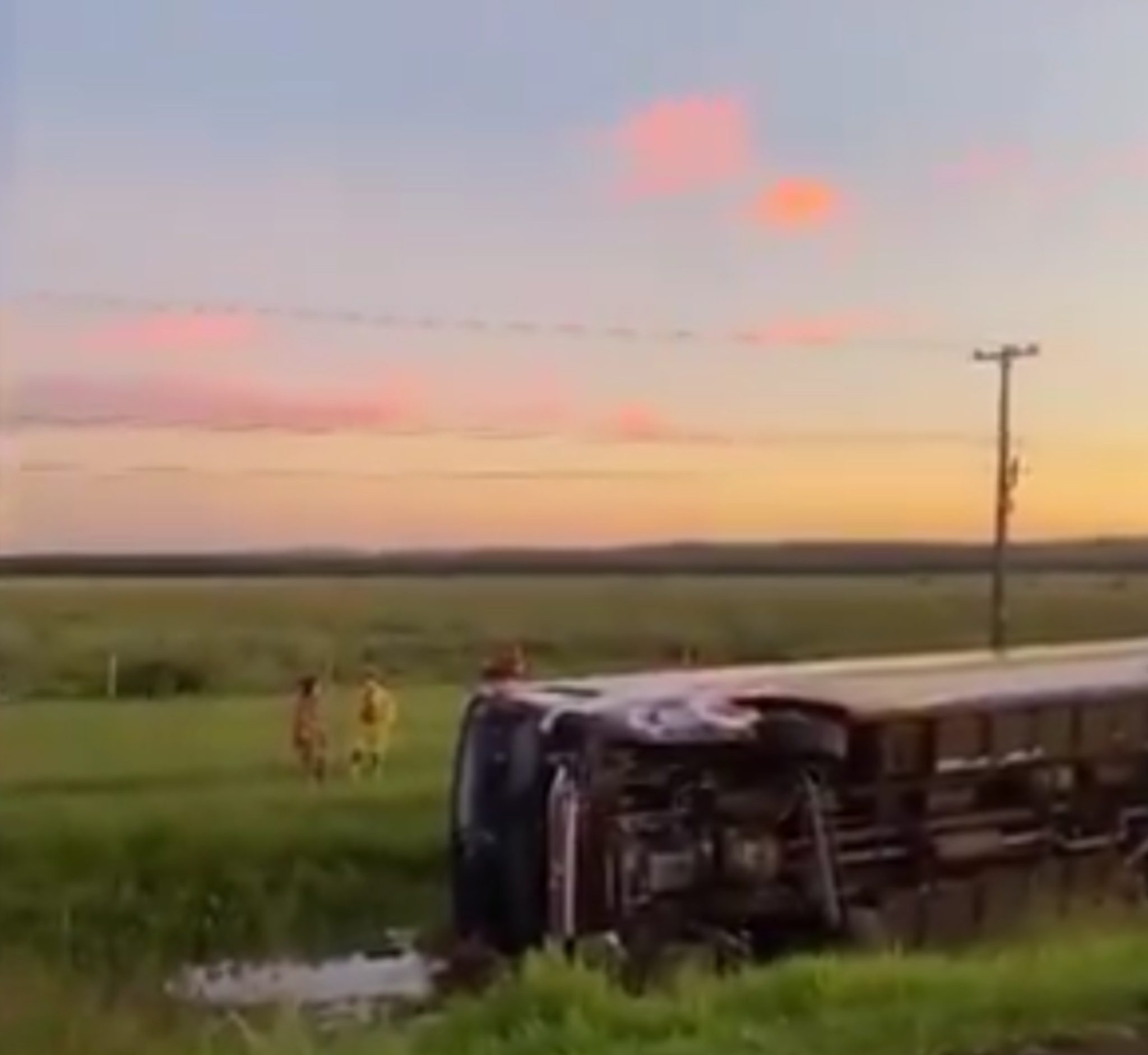 Accidente de autobús con estudiantes en Caaguazú deja dos muertos y 32 ...